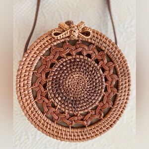 Round Canteen Style Rattan Straw Wicker Boho Crossbody Bag Purse NWOT